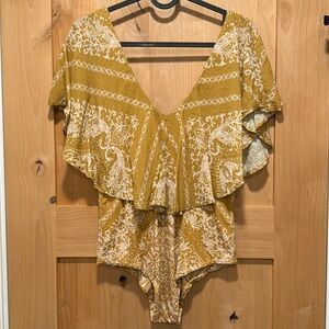 Novella Royale Mustard and Cream Bodysuit